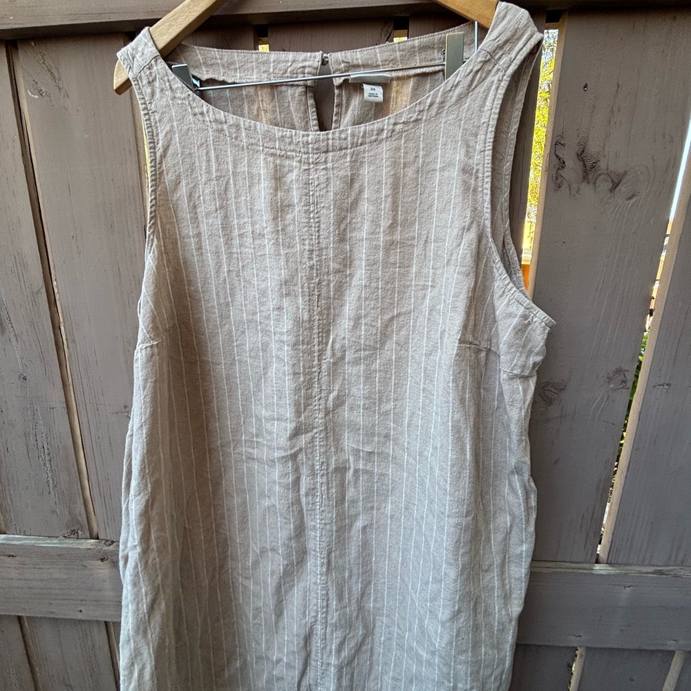 🎉NWOT🎉 Ava & Viv Sleeveless Beige Pinstripe Dress - Picture 3 of 10